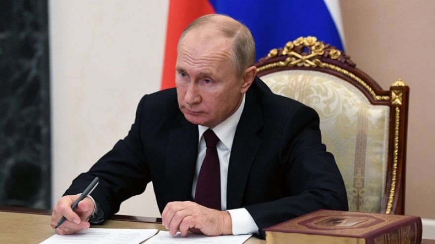 Tổng thống Nga ký sắc lệnh về các biện pháp kinh tế do trừng phạt từ phương Tây